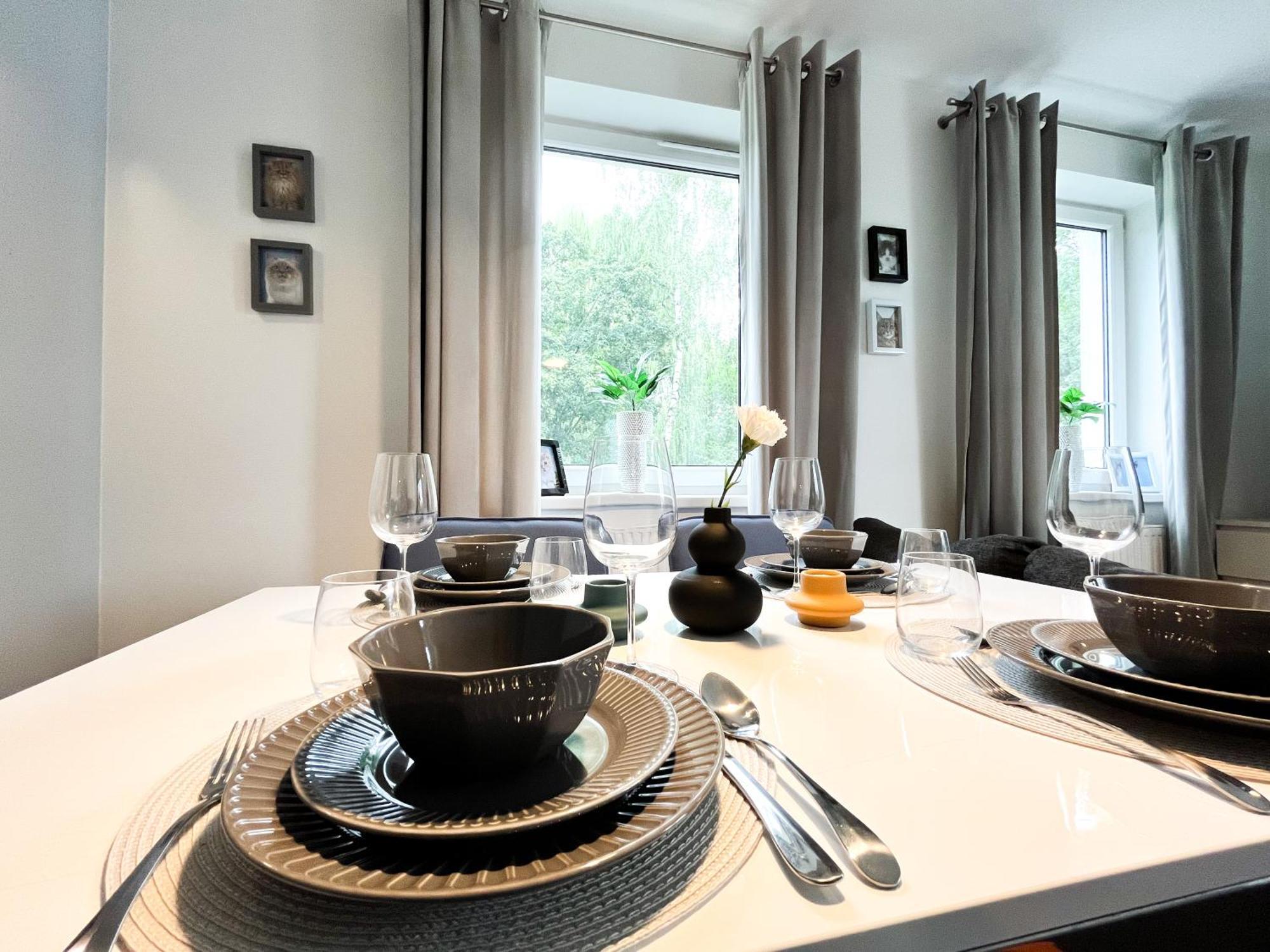 Walk To Park, Modern 2Bd Kitchen! Balcony, Parking Apartment Wroclaw Luaran gambar