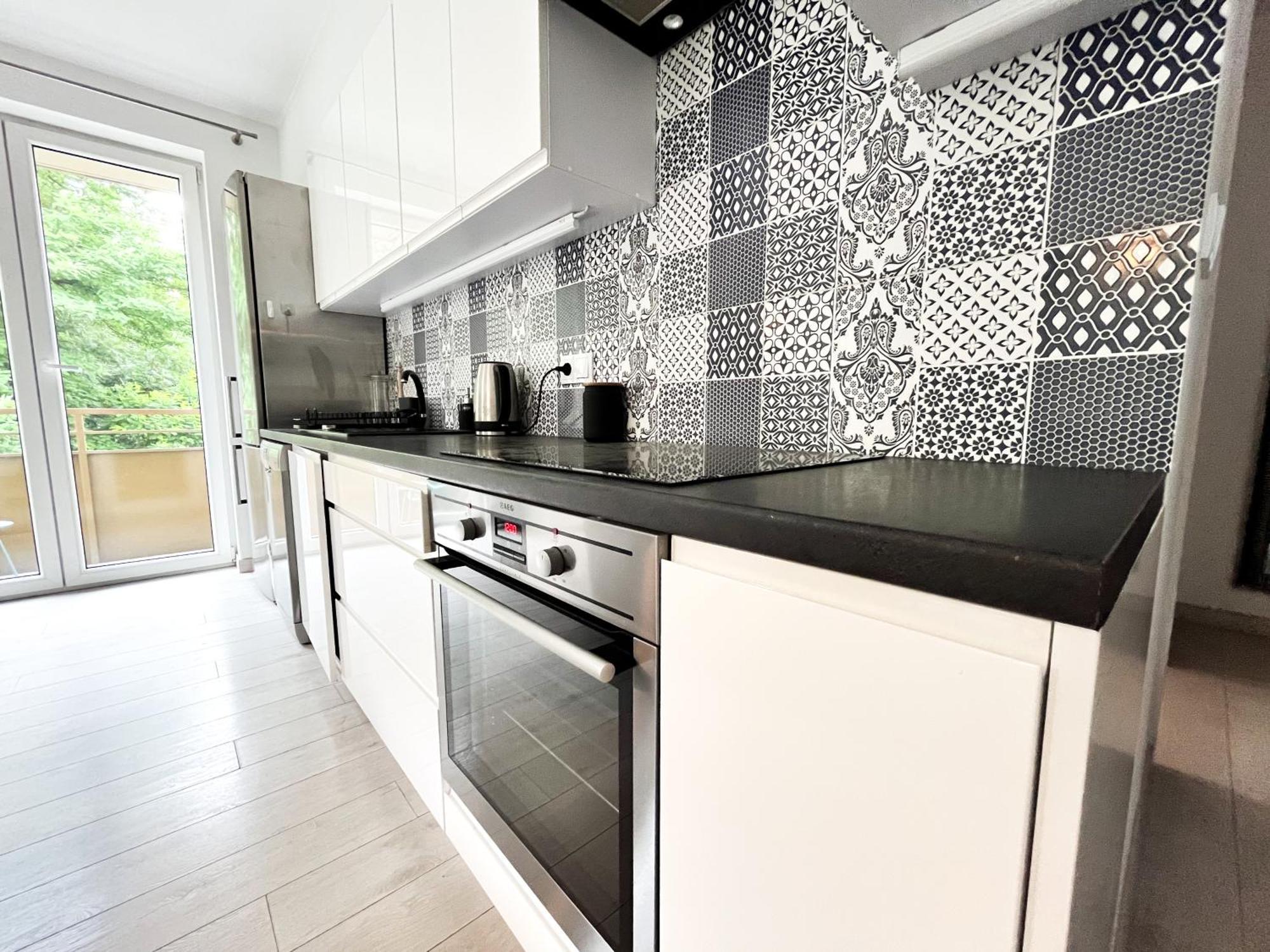 Walk To Park, Modern 2Bd Kitchen! Balcony, Parking Apartment Wroclaw Luaran gambar