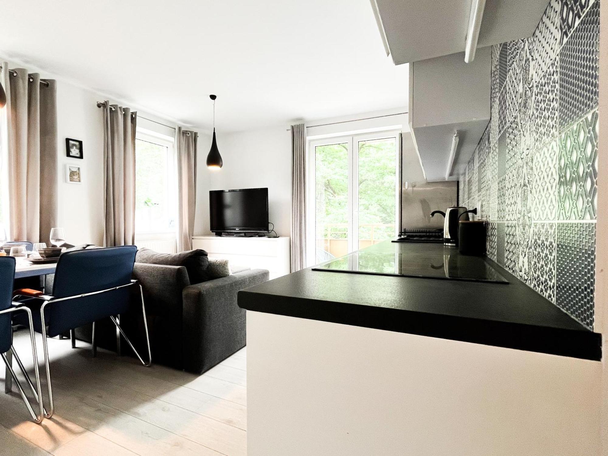 Walk To Park, Modern 2Bd Kitchen! Balcony, Parking Apartment Wroclaw Luaran gambar