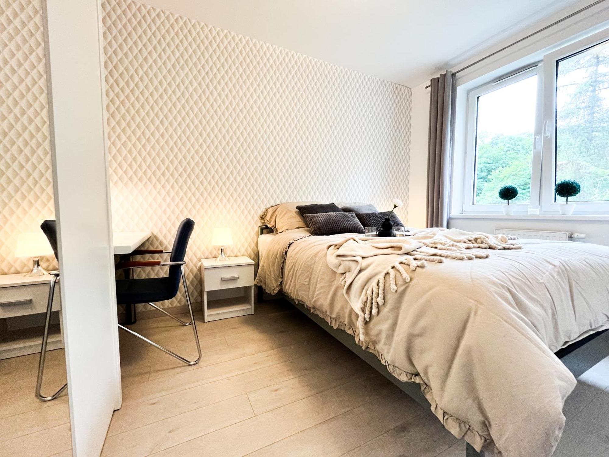 Walk To Park, Modern 2Bd Kitchen! Balcony, Parking Apartment Wroclaw Luaran gambar